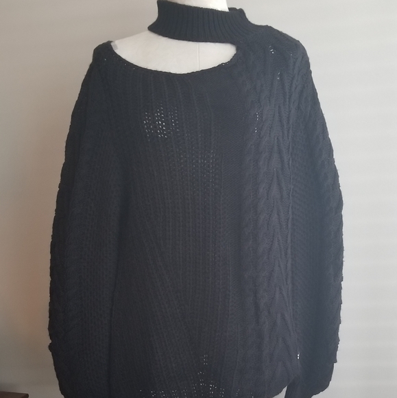 JOVANNA open shoulder collar sweater - Picture 1 of 8